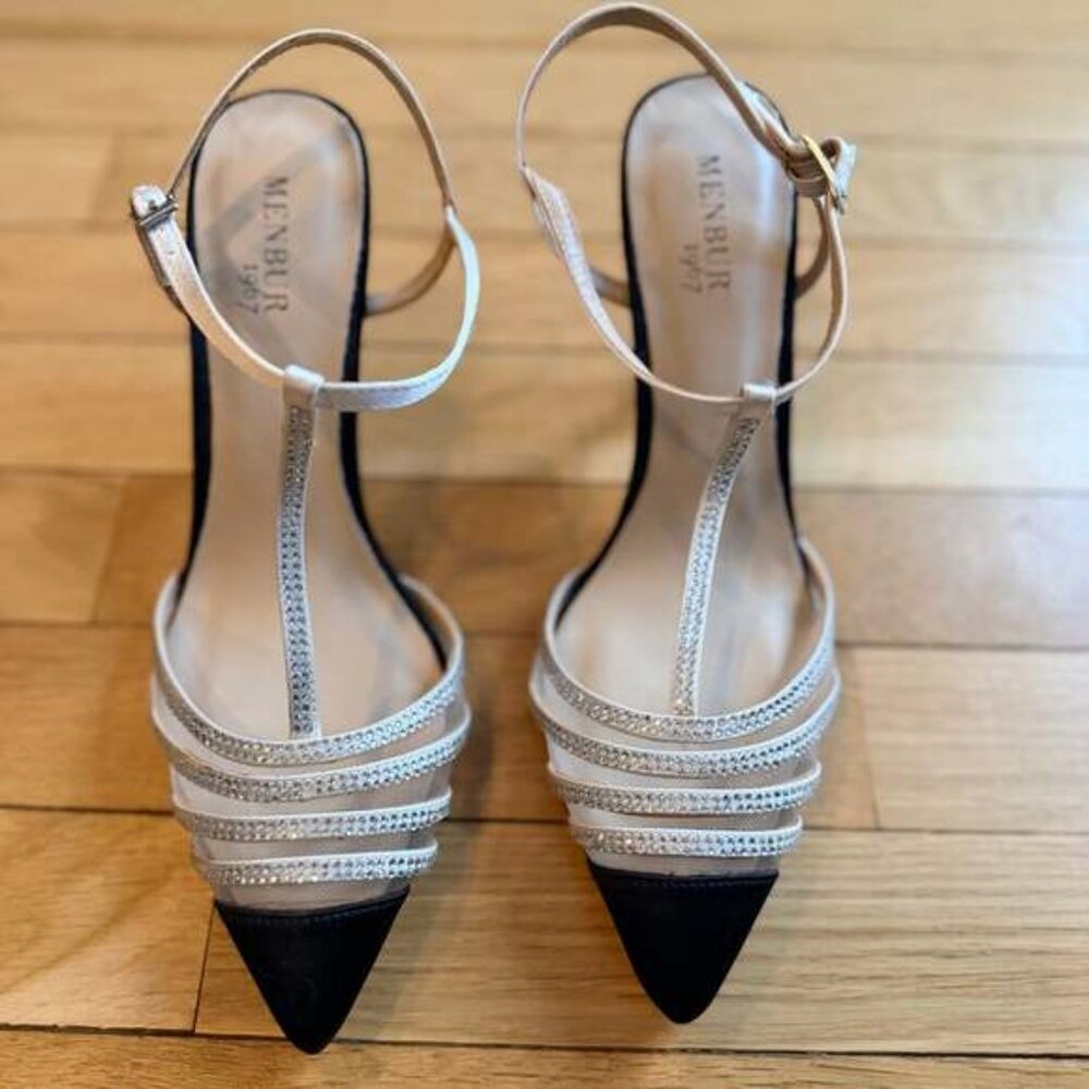 Menbur 1967 Rhinestone Embellished T-Strap Pointed Toe Pumps